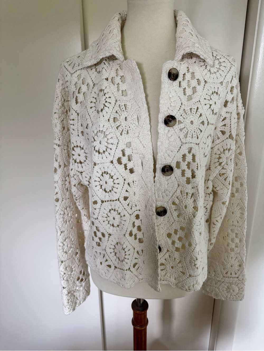 Treasure & Bond Cream Crochet Button-Up Cardigan